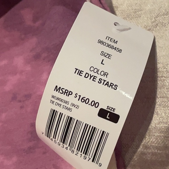 WILDFOX Purple & White Tie Dye Sweatshirt and Shorts Set NWTS - Picture 3 of 6